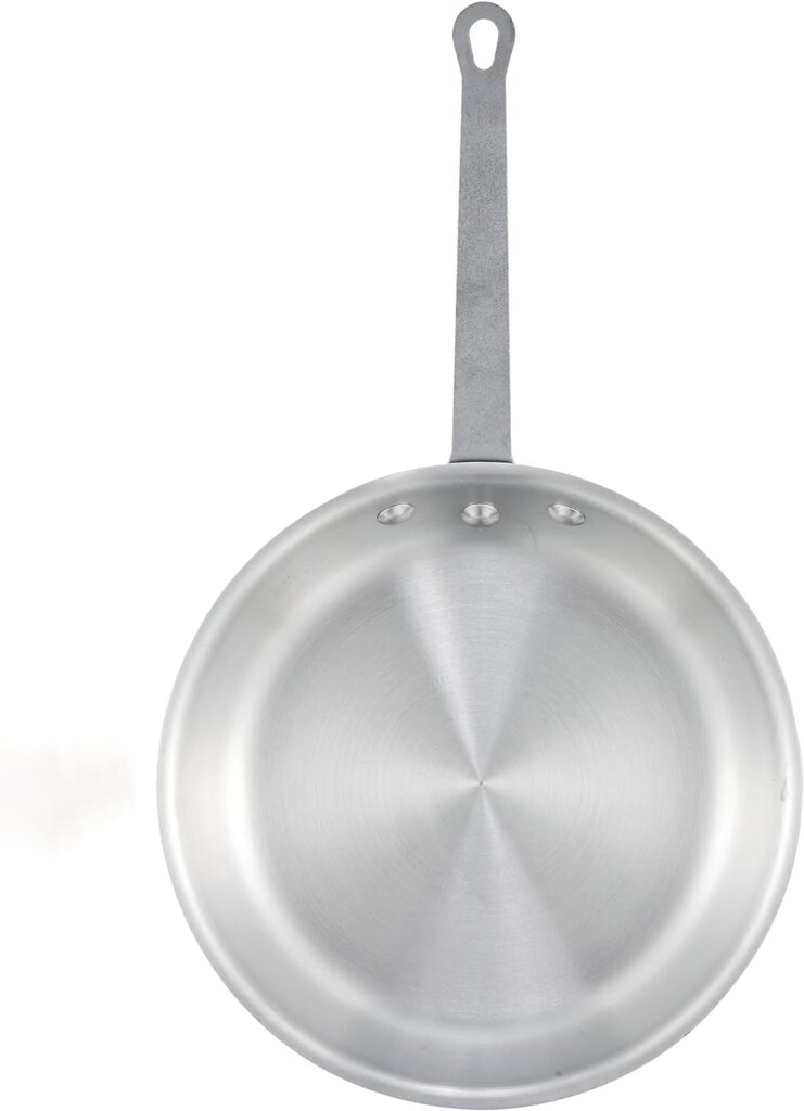 Winco AFP-8A Commercial-Grade Aluminium Fry Pan/Skillet, 8, Silver